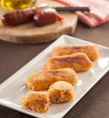 Croquetones de picadillo de chorizo