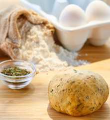 Pasta fresca de hierbas