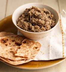 Baingan Bhurta (Aubergine Bhurta)