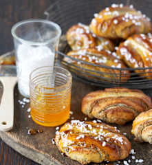 Marzipan-Mohn-Franzbrötchen