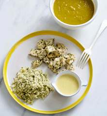 Sopa e frango com arroz