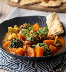 Curry de batatas y brócoli