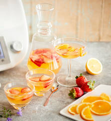 Çilekli Beyaz Sangria