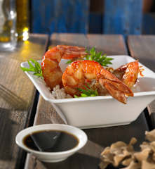 Gegrillte Salzwasserscampi mit Knoblauch-Soja-Sauce