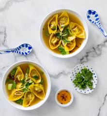 Wonton soup (vegetarian)