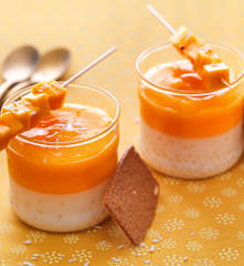 Verrine aux perles du Japon et coulis de mangue