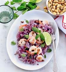 Salade vietnamienne, crevettes et nouilles