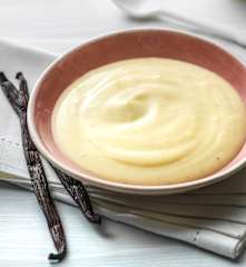 Custard (creme inglês)