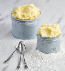 Sorvete de ananás e coco