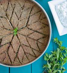 Baked kibbeh (kibbeh bil sanieh)