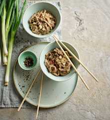 Salteado de porco com molho de pimenta preta