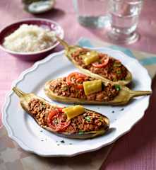 Auberginenschiffchen mit Hackfleisch - Karnıyarık