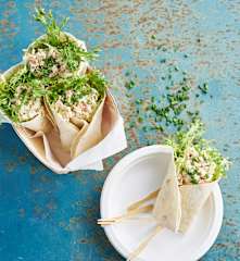 Wraps de delícias do mar e pickles