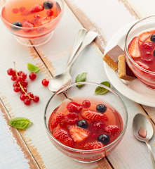 Soupe de fruits au muscat de beaumes-de-venise