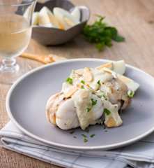 Rape en salsa de almendras