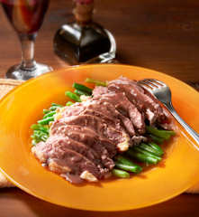 Petto d'anatra all'aceto balsamico