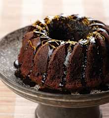 Bolo de chocolate com raspa de laranja