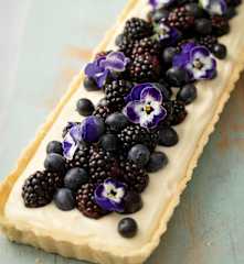 Fruit Tart with Camomile Custard
