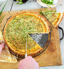 Quiche au parmesan et à la ciboulette