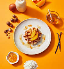 Macadamiawaffeln mit Orangensauce