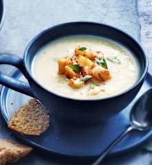 Velouté d'endives aux noix de saint-jacques