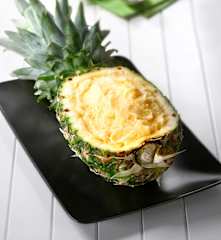 Sorbetto all'ananas