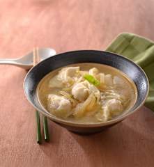 蝦仁餛飩湯(使用金屬刀組隔板)