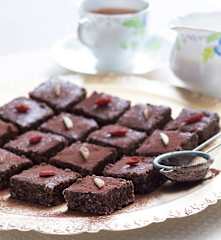 Almond and date bars