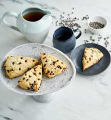 Scones com pepitas de chocolate