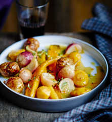 Cocotte de légumes anciens glacés au miel