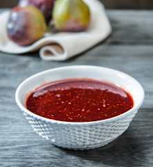 Salsa ai fichi, zenzero e sciroppo d'acero