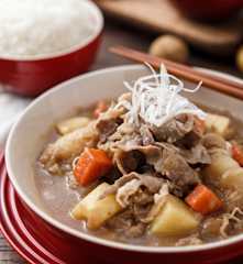 牛肉煮土豆