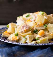 Warm Aussie potato salad (peeler)