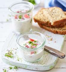 Pasta de quark e rabanete