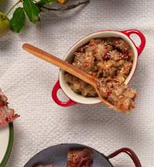 Apfel-Zwiebel-Marmelade mit Speck
