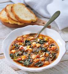 Zuppa di ceci e cicoria