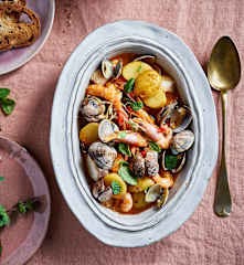 Estufado de peixe com camarão e ameijoas