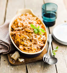 Gratin de pâtes au thon et à la tomate