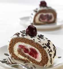 Schwarzwälder Kirschrolle