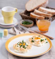 Jajka na chmurce (Cloud eggs)