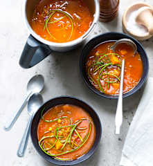 Soupe de tomates et courgettes