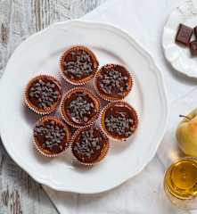 Muffin al Calvados, mele e cioccolato