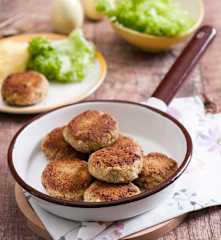 Kotlety z mięsa z rosołu