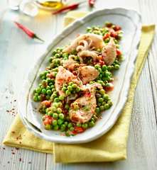 Tintenfisch mit Erbsen