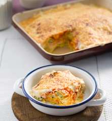 Lasaña de raviolis con requesón y jamón