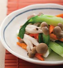 青江菜炒鴻喜菇