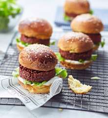 Burger vegetale alla barbabietola