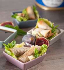 Nems de confit de pato con salsa agridulce de higos