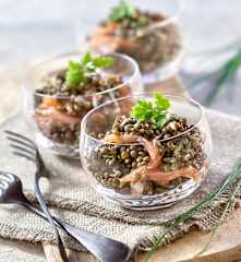 Salade de lentilles au saumon fumé