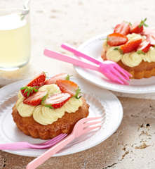 Petite génoise aux fraises et au lemon curd
